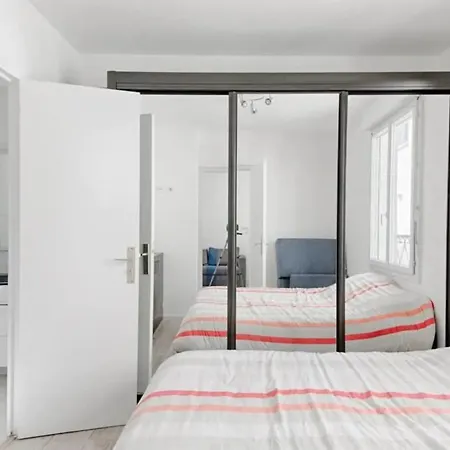 Spacious 1 Bedroom With Big Rooftop Terrace In Apartmán Nice