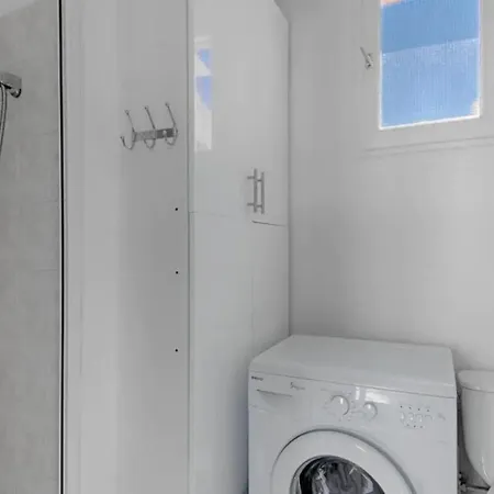 Spacious 1 Bedroom With Big Rooftop Terrace In Apartmán Nice