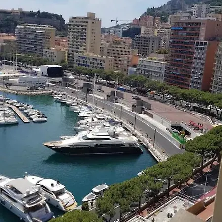 Spacious 1 Bedroom With Big Rooftop Terrace In Nice